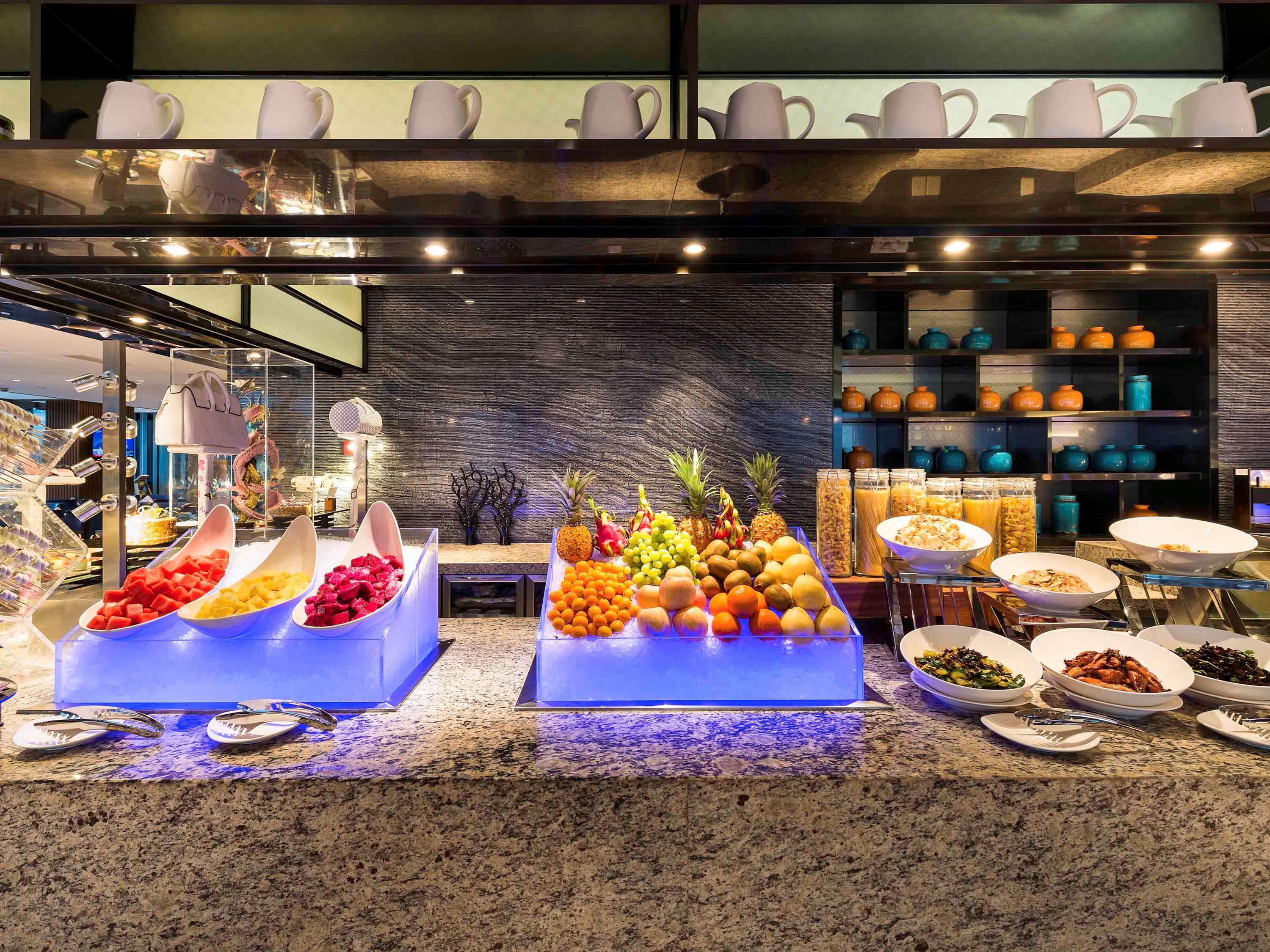 Novotel Ningbo East Экстерьер фото