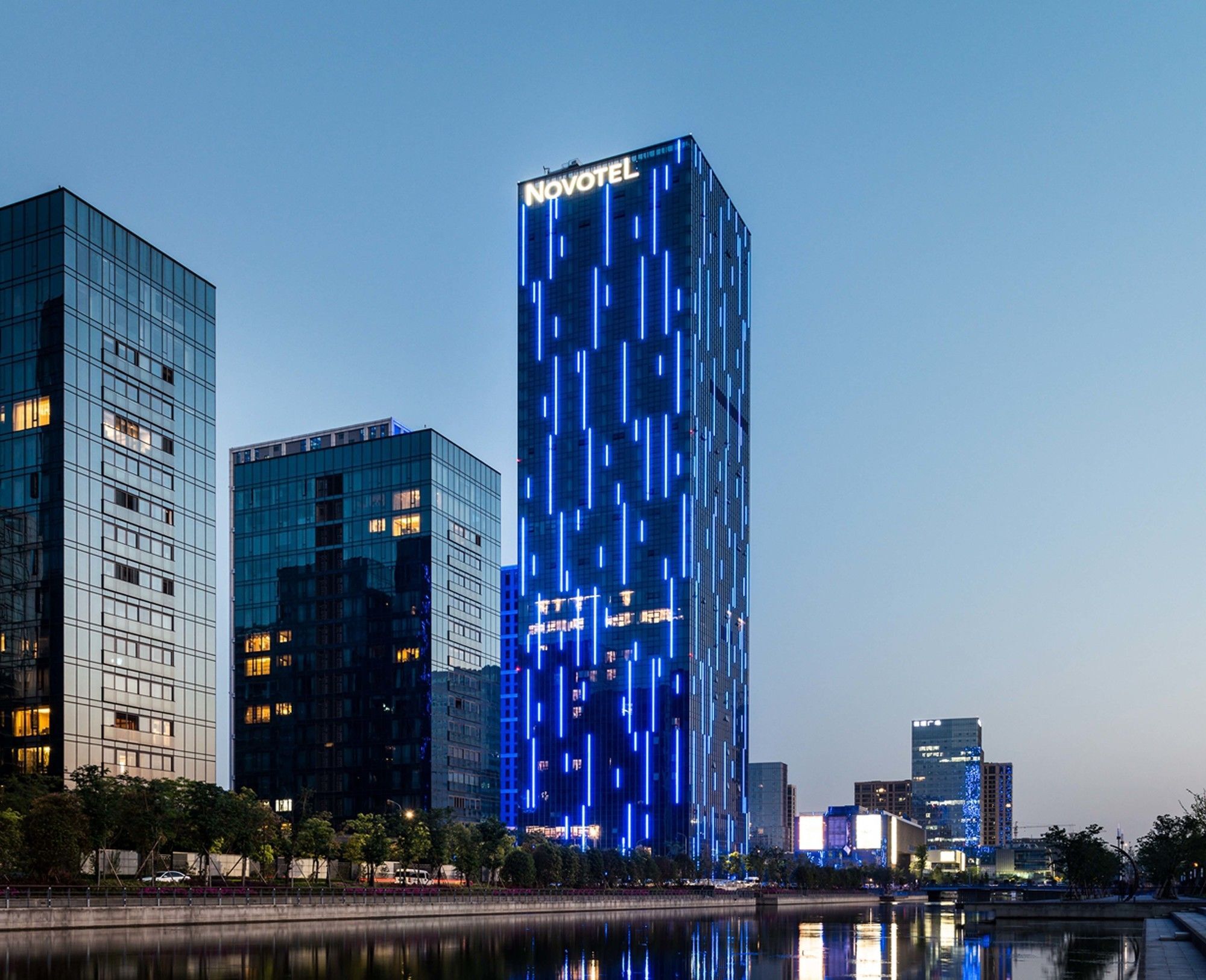 Novotel Ningbo East Экстерьер фото